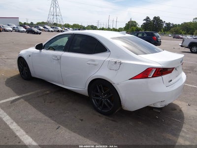 LEXUS IS 200T