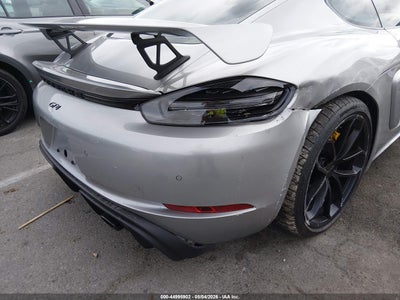 PORSCHE 718 CAYMAN