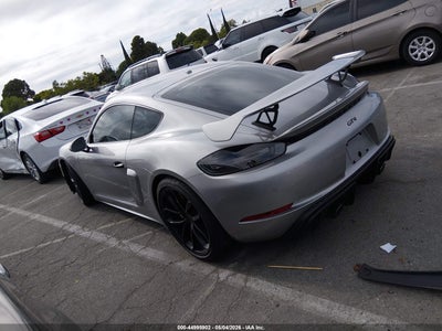 PORSCHE 718 CAYMAN