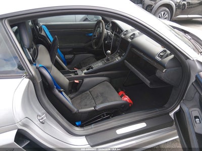 PORSCHE 718 CAYMAN