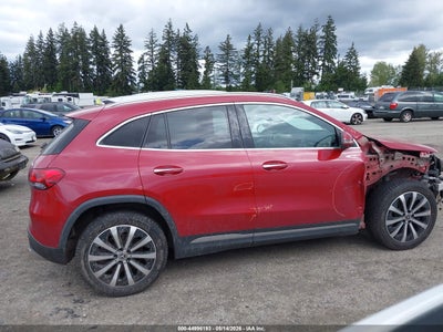 MERCEDES-BENZ GLA 250