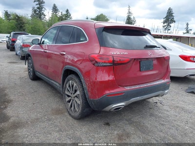 MERCEDES-BENZ GLA 250