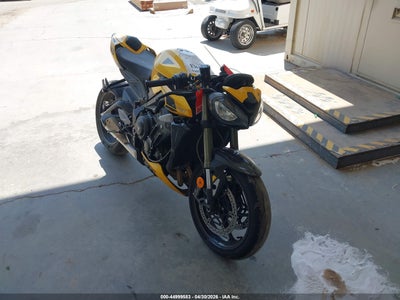 2025 Triumph Motorcycle Street Triple