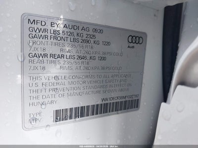AUDI Q3