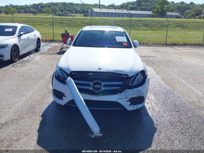 MERCEDES-BENZ E 300