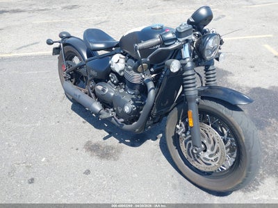 TRIUMPH MOTORCYCLE