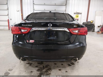 NISSAN MAXIMA