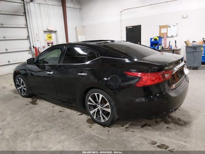 NISSAN MAXIMA