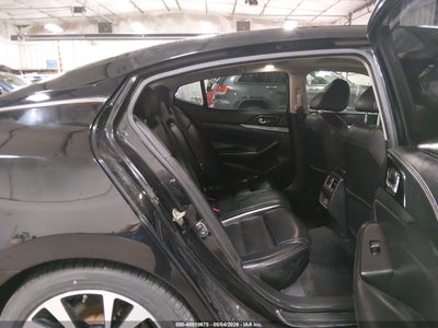 NISSAN MAXIMA