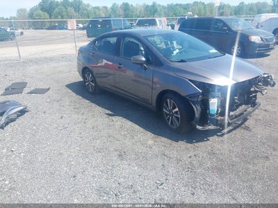 NISSAN VERSA