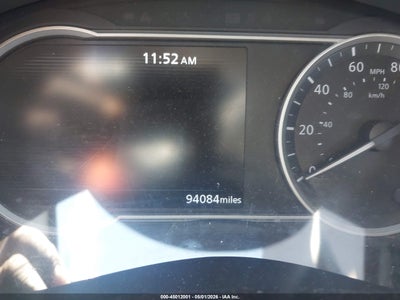 NISSAN VERSA