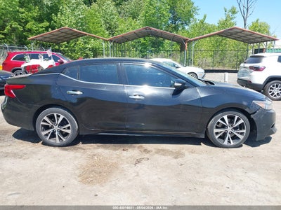 NISSAN MAXIMA