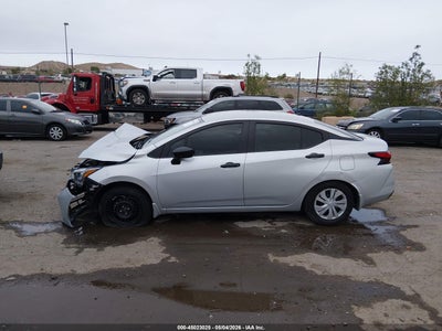 NISSAN VERSA