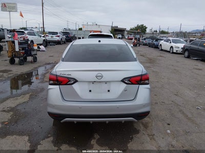 NISSAN VERSA