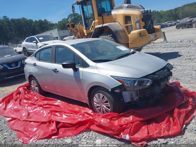 NISSAN VERSA
