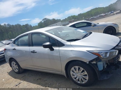 NISSAN VERSA