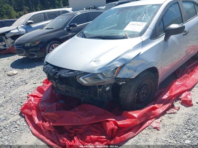 NISSAN VERSA