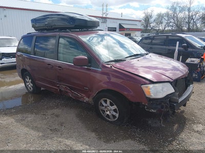 2008 Chrysler Town & Country