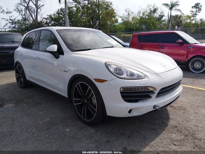 PORSCHE CAYENNE