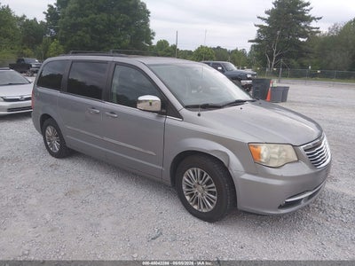 2013 Chrysler Town & Country