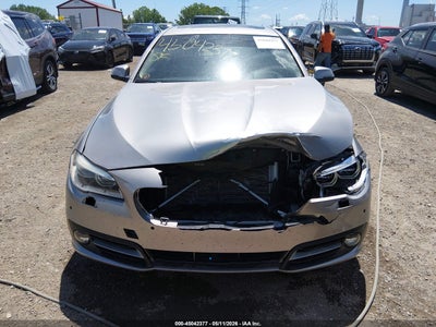 BMW 528I