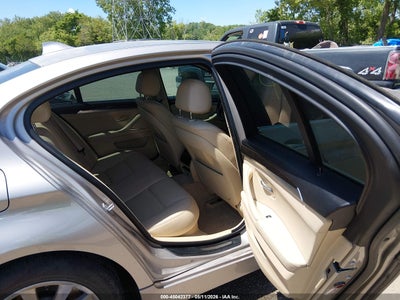 BMW 528I