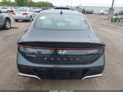 HYUNDAI SONATA