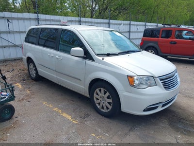 2016 Chrysler Town & Country