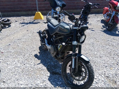 2020 Husqvarna Vitpilen 401/SVARTPILEN 401