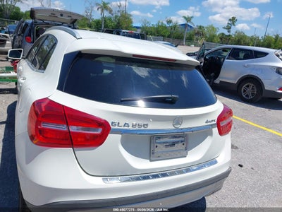 MERCEDES-BENZ GLA 250