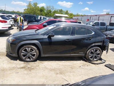 2020 LEXUS UX 250H 15