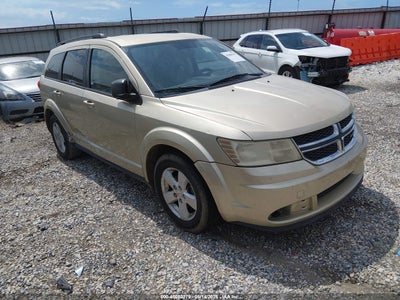 3D4PG4FB3BT530093 2011 Dodge Journey 2.4 Express gold