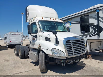 2017 Freightliner Cascadia 113