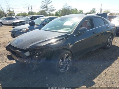 HYUNDAI ELANTRA