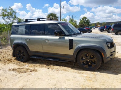 LAND ROVER DEFENDER