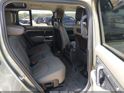 LAND ROVER DEFENDER
