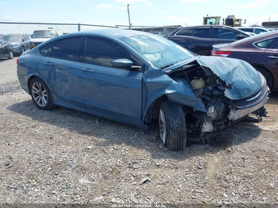 CHRYSLER 200
