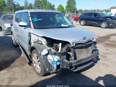 2015 KIA SOUL +