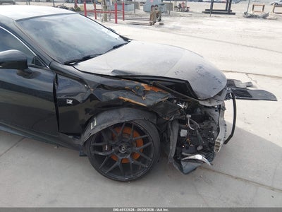 LEXUS RC 200T