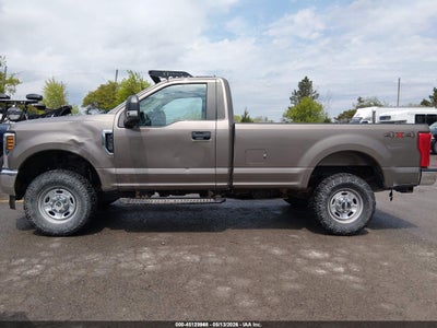 2019 FORD F-250 6