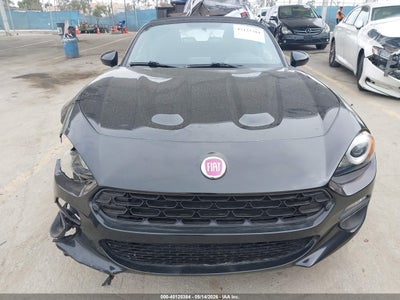 FIAT 124 SPIDER