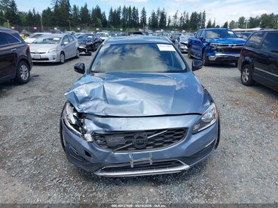 VOLVO V60 CROSS COUNTRY