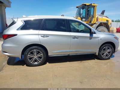 2017 INFINITI QX60 13