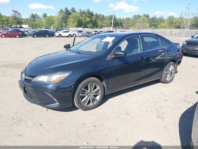 2017 TOYOTA CAMRY SE