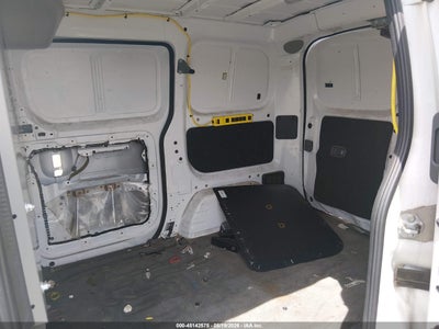 NISSAN NV200