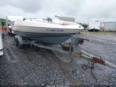 1990 Bayliner Capri 2250 Boat And Trailer