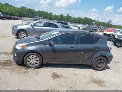 2014 TOYOTA PRIUS C TWO