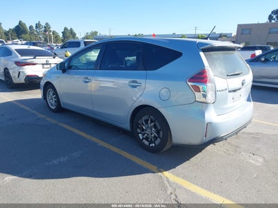 TOYOTA PRIUS V