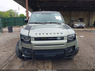 LAND ROVER DEFENDER
