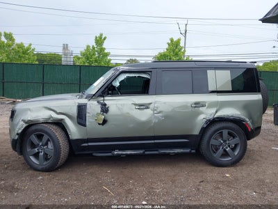 LAND ROVER DEFENDER